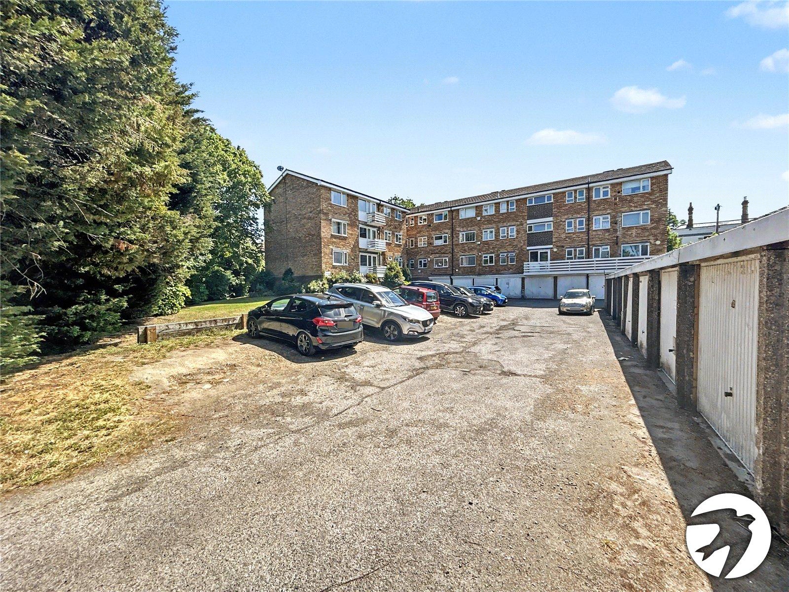 2 bedroom property for sale in Sidcup | Robinson Jackson