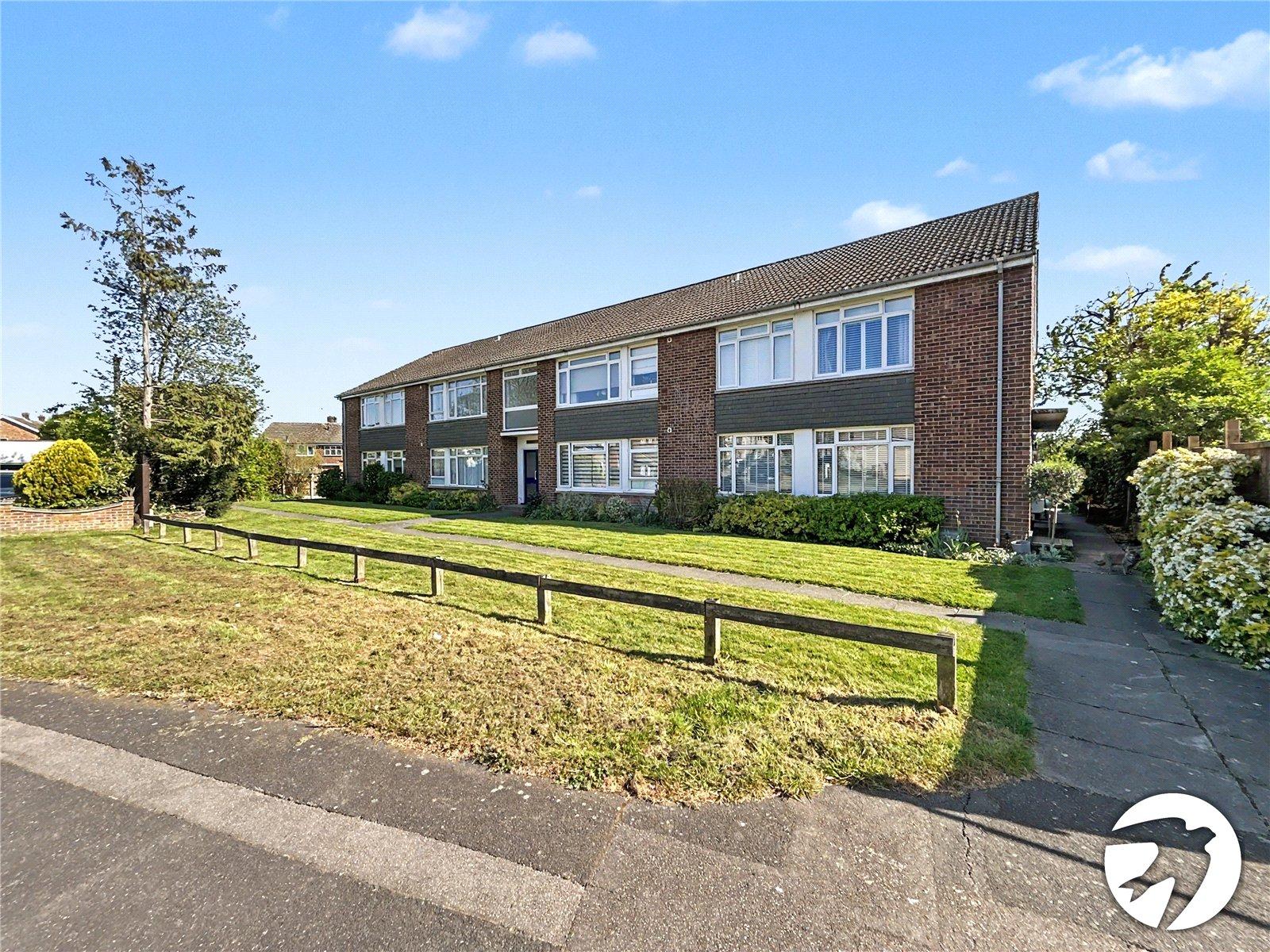2 bedroom property for sale in Fairfield Close | Robinson Jackson