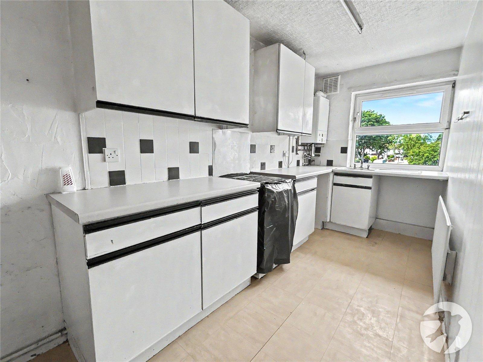 2 bedroom property for sale in Sidcup | Robinson Jackson