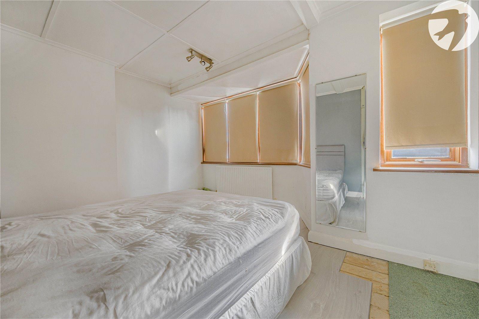 2 bedroom house for sale in South Welling | Robinson Jackson