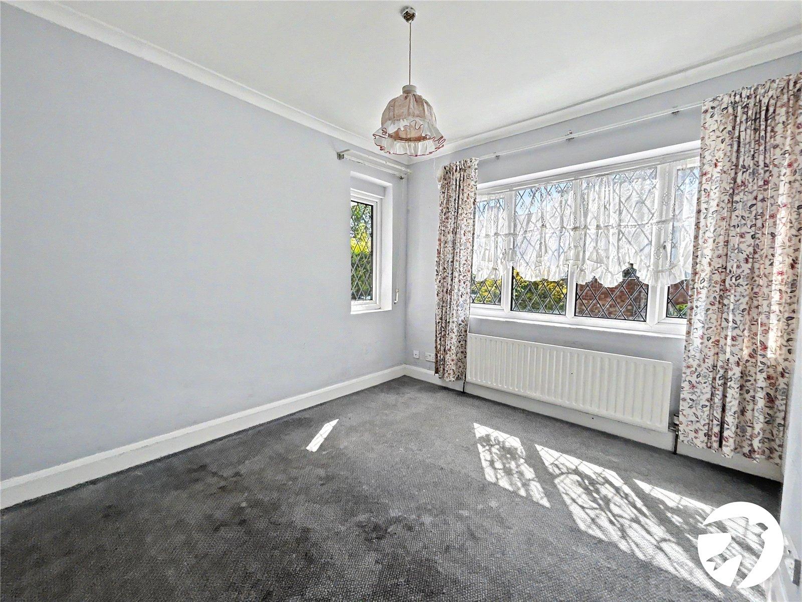 4 bedroom bungalow for sale in Sidcup | Robinson Jackson