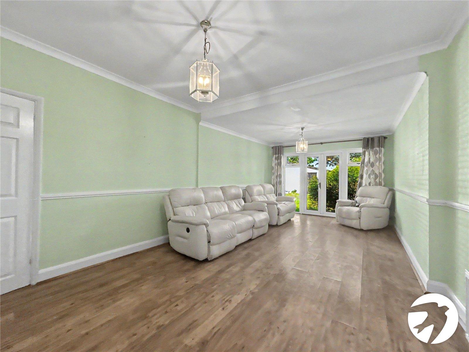 4 bedroom bungalow for sale in Sidcup | Robinson Jackson