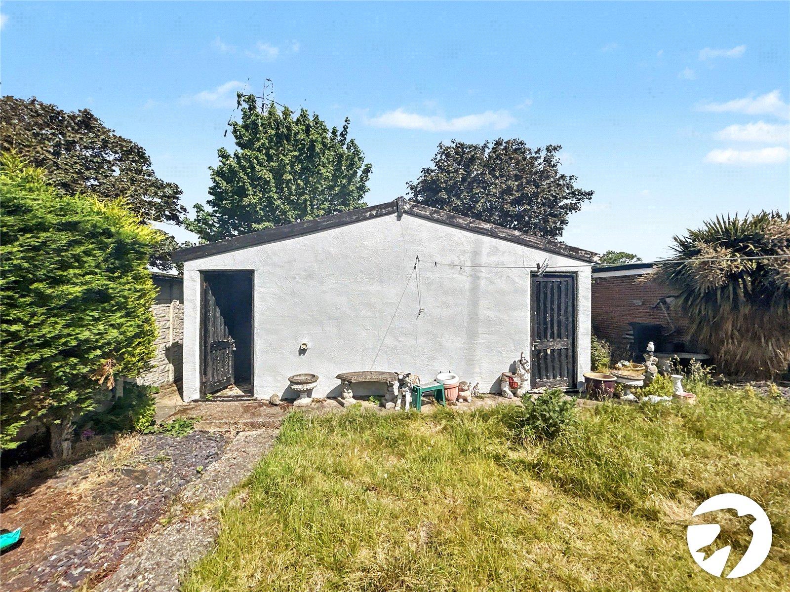 4 bedroom bungalow for sale in Sidcup | Robinson Jackson