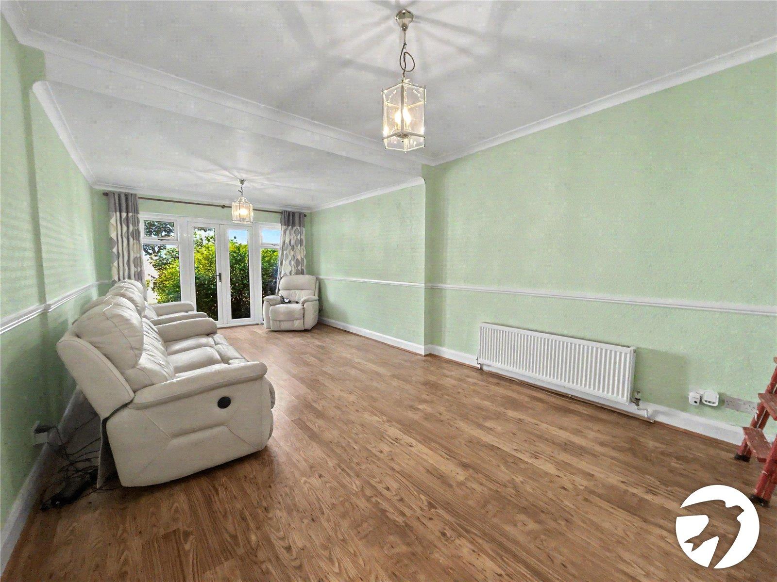 4 bedroom bungalow for sale in Sidcup | Robinson Jackson