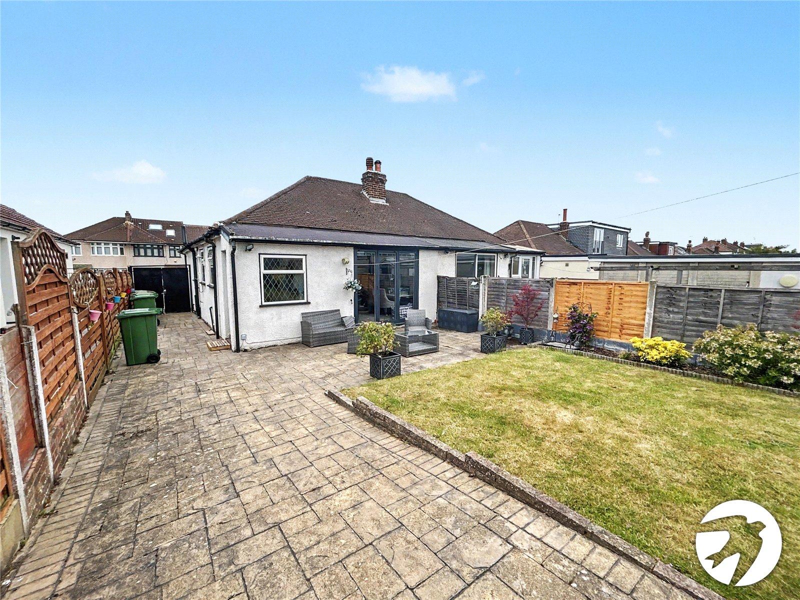 2 bedroom bungalow for sale in South Welling | Robinson Jackson