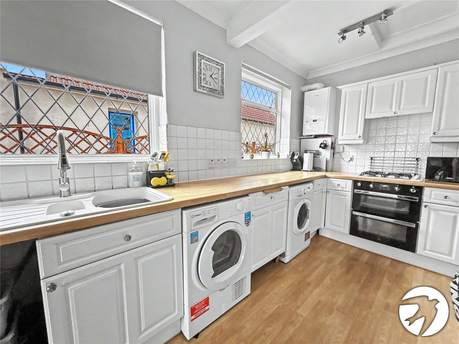2 bedroom bungalow for sale in South Welling | Robinson Jackson