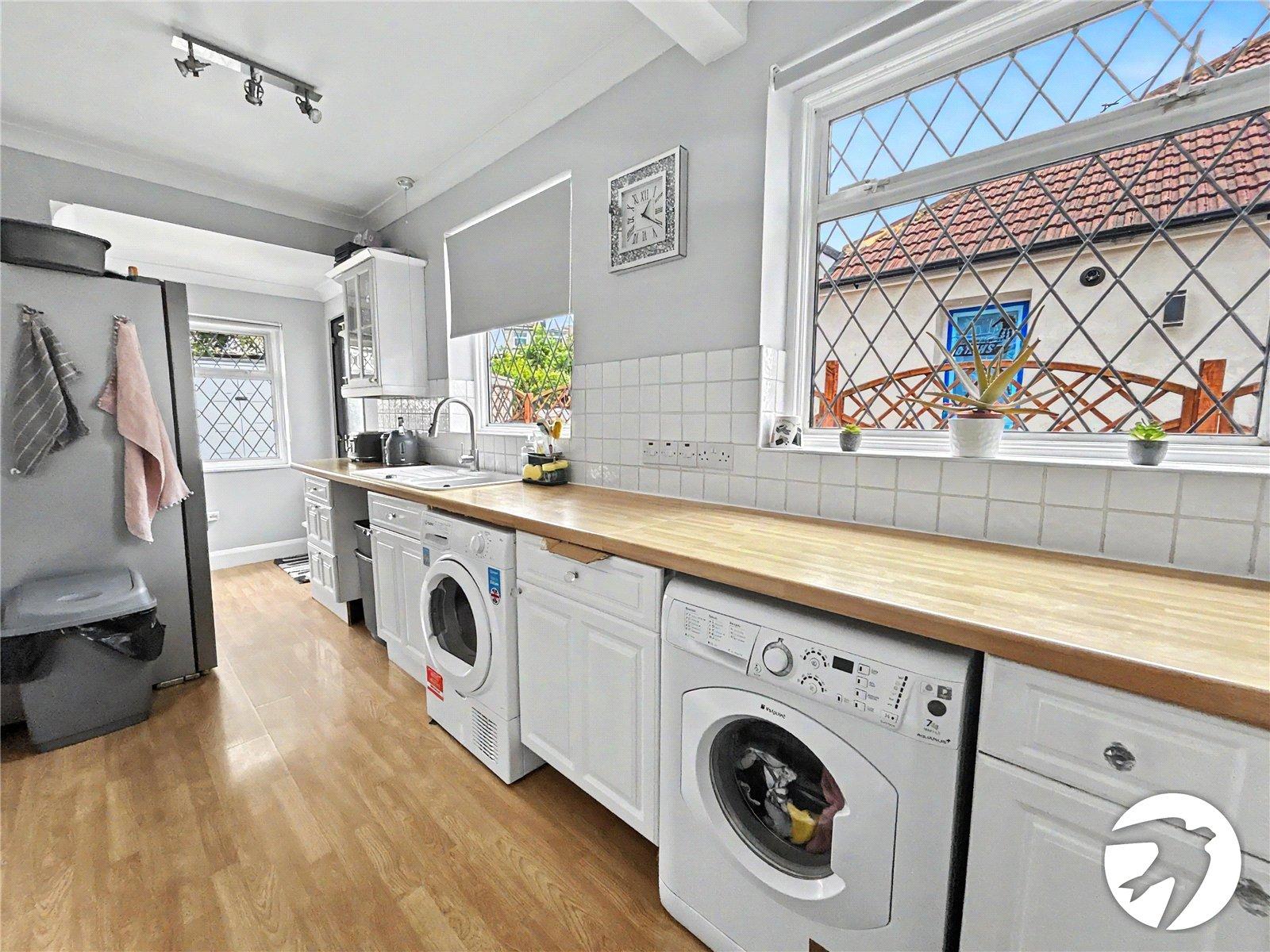2 bedroom bungalow for sale in South Welling | Robinson Jackson