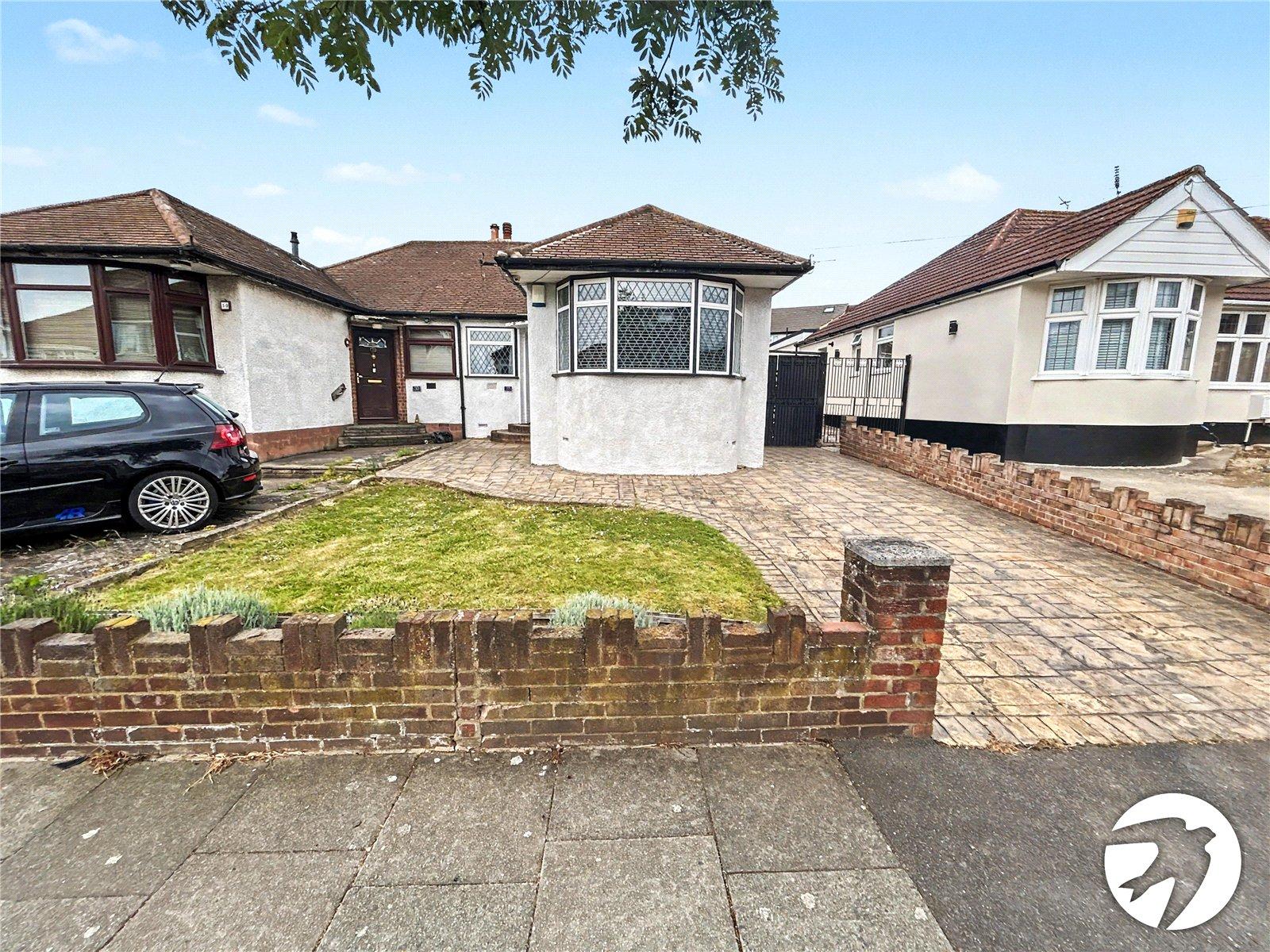2 bedroom bungalow for sale in South Welling | Robinson Jackson
