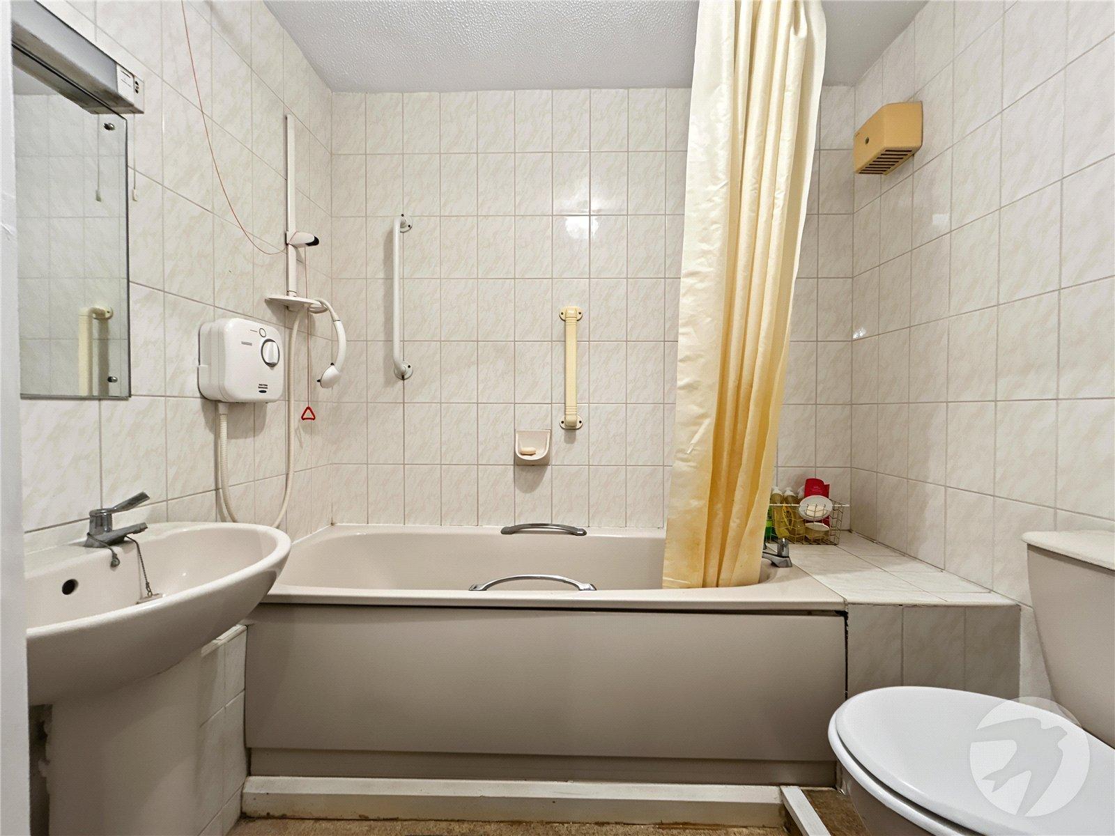 1 bedroom property for sale in  | Robinson Jackson