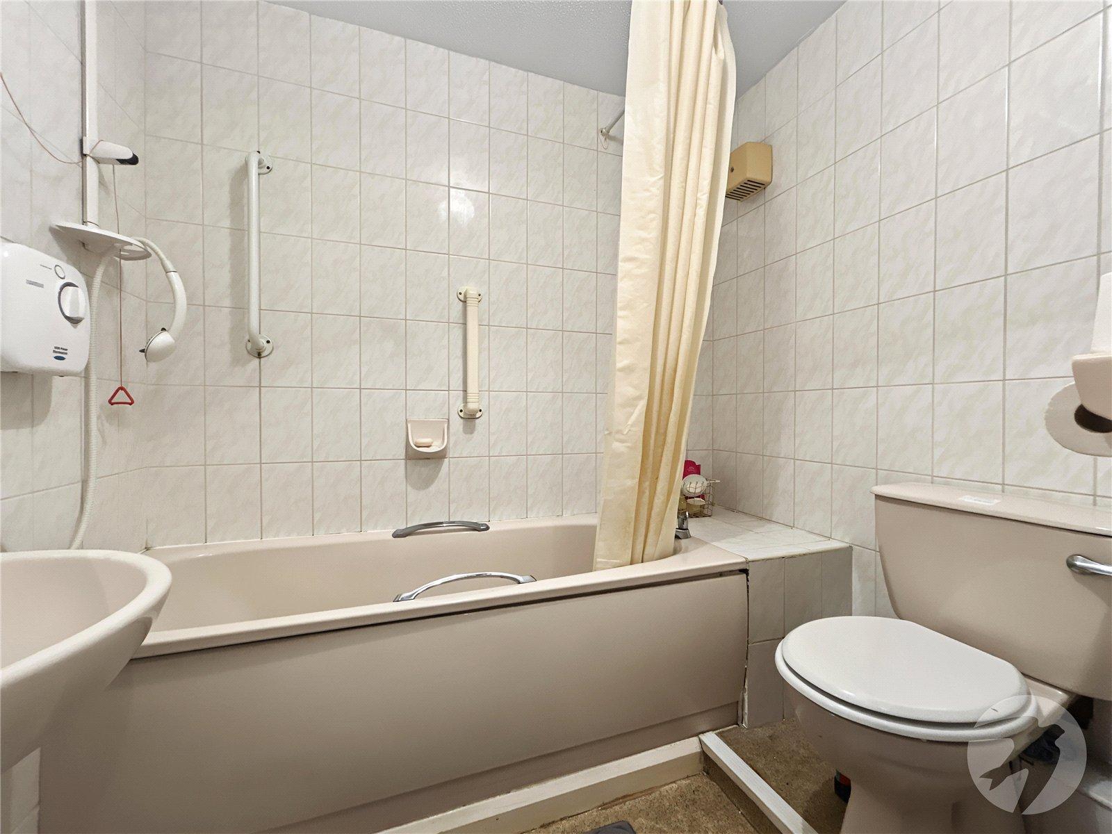 1 bedroom property for sale in  | Robinson Jackson