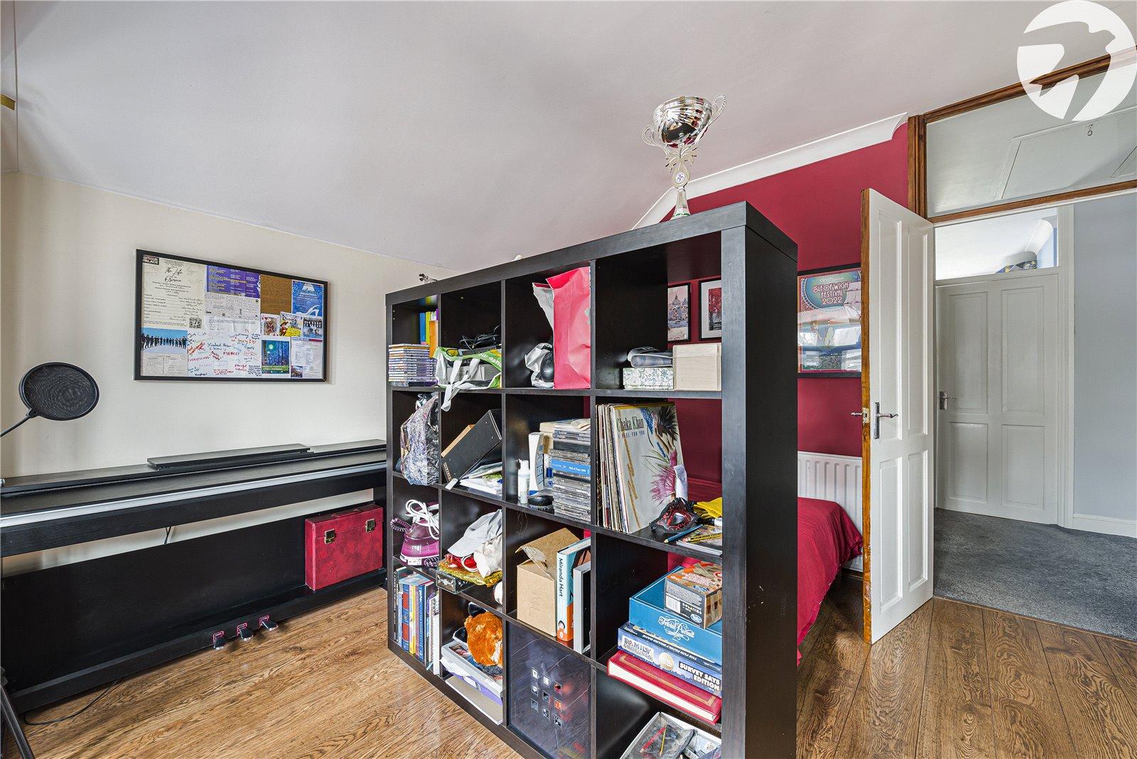 5 bedroom house for sale in Sidcup | Robinson Jackson