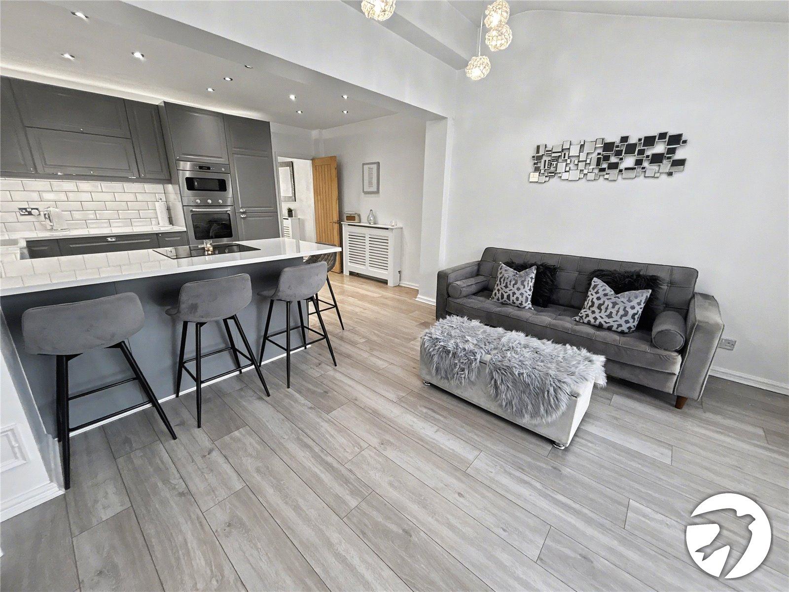 3 bedroom house for sale in South Welling | Robinson Jackson