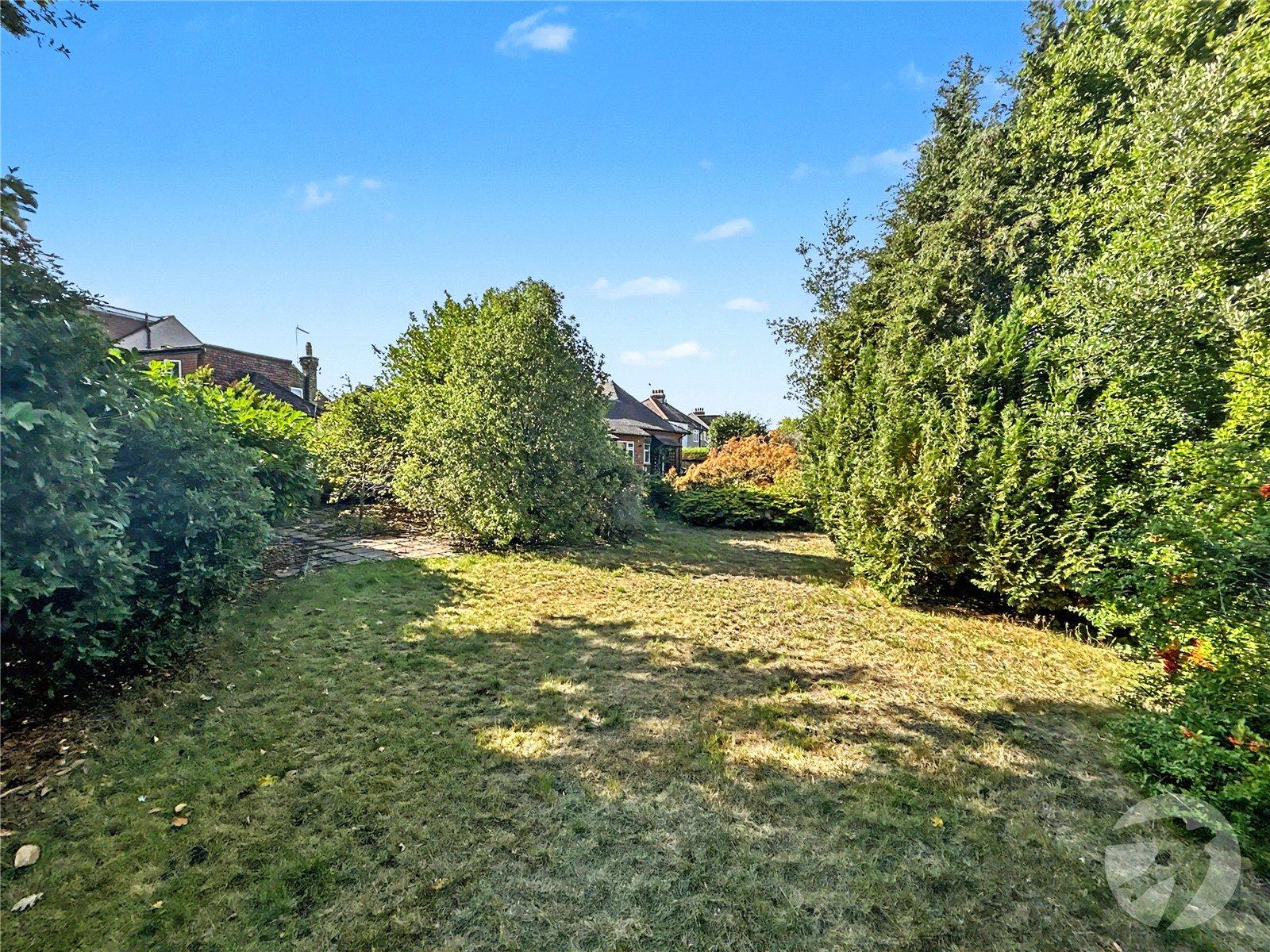 3 bedroom bungalow for sale in Sidcup | Robinson Jackson