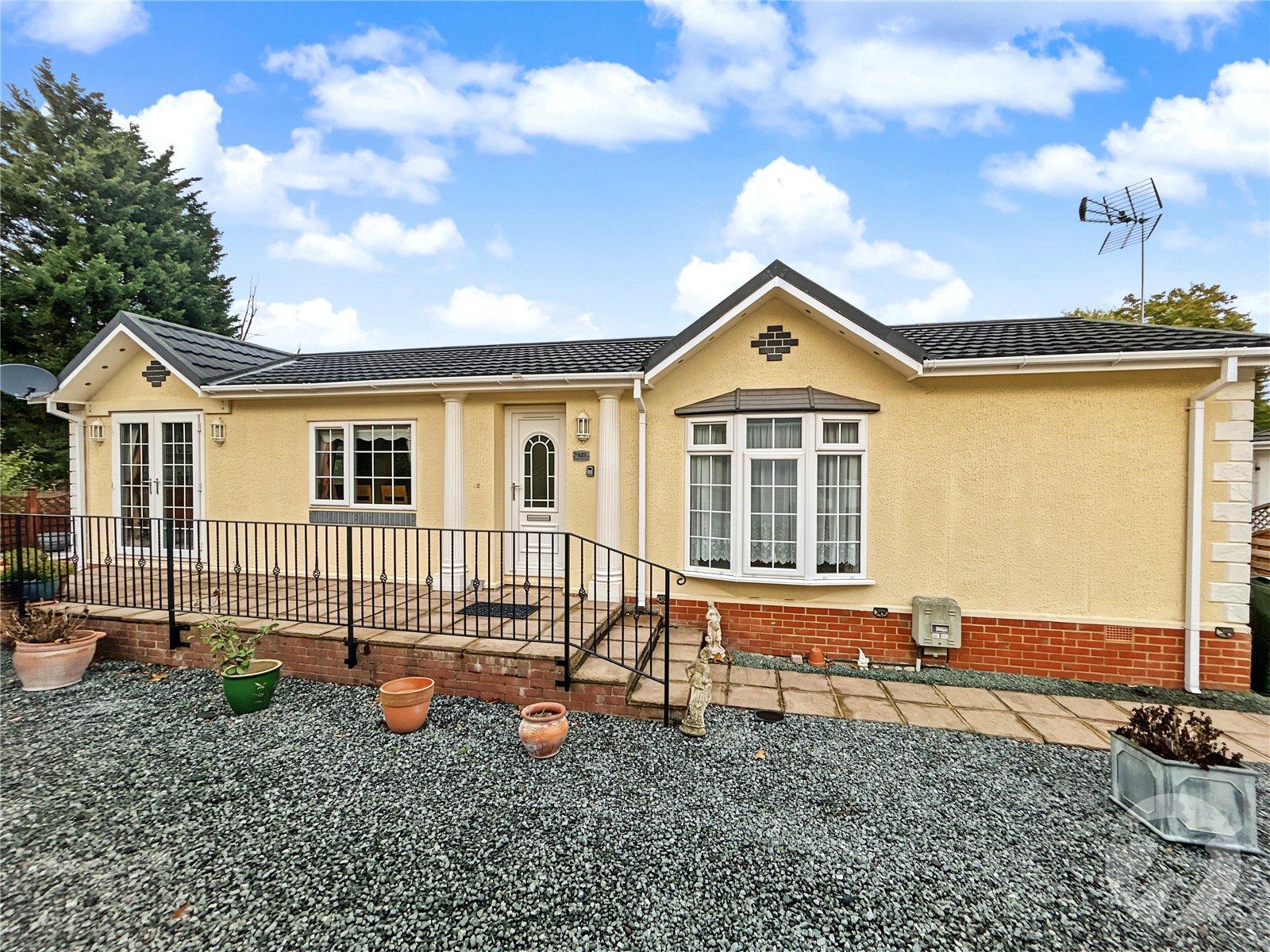 2 bedroom bungalow for sale in Old London Road | Robinson Jackson