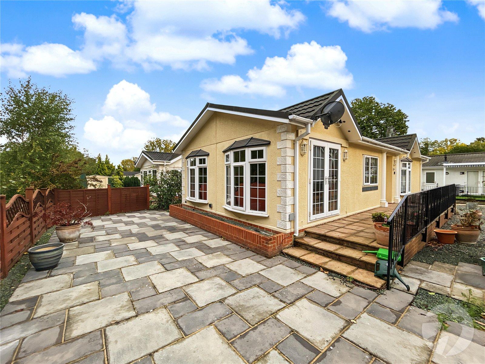 2 bedroom bungalow for sale in Old London Road | Robinson Jackson
