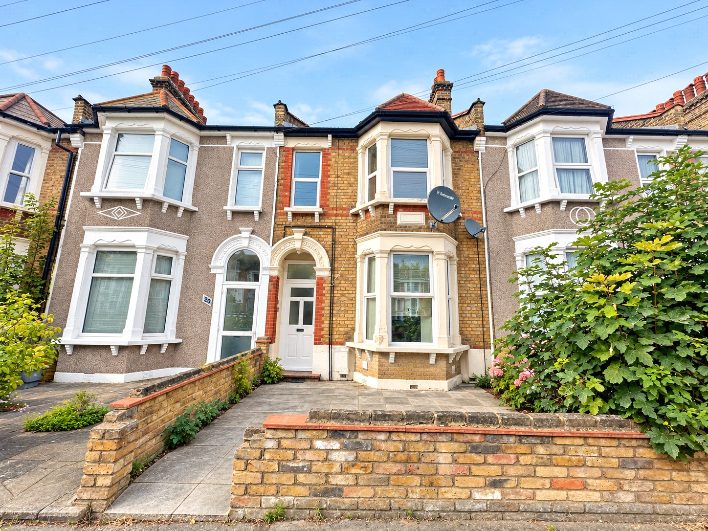 2 bedroom property for sale in  | Robinson Jackson