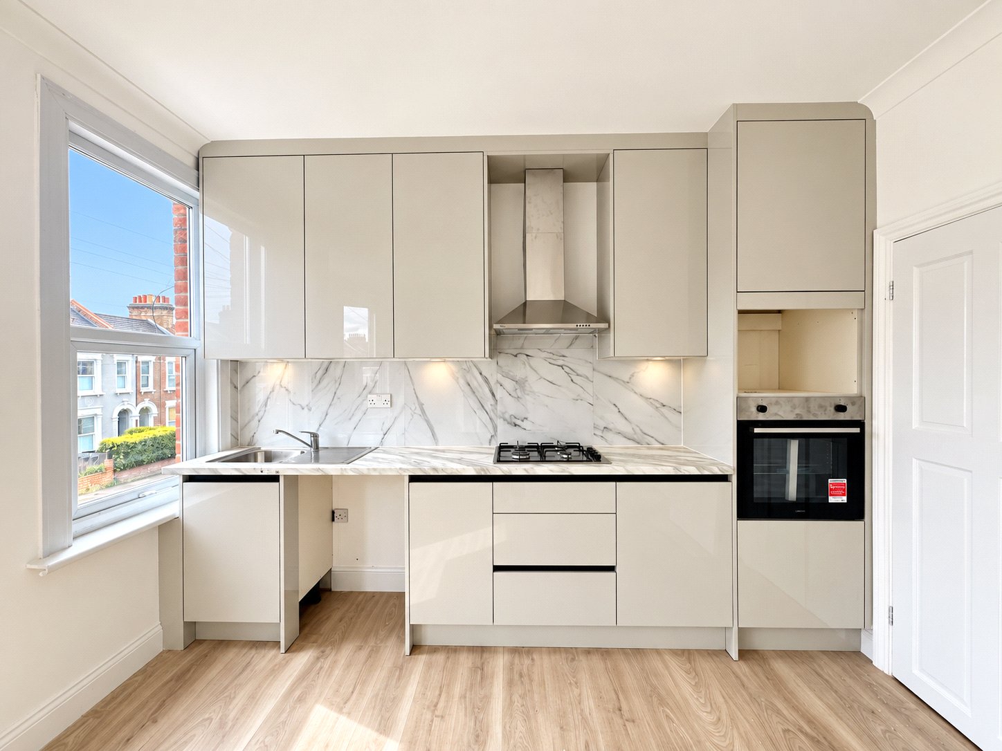 2 bedroom property for sale in  | Robinson Jackson