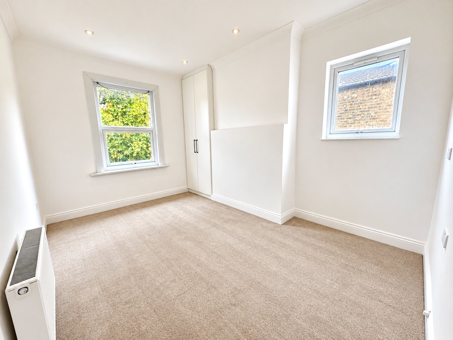 2 bedroom property for sale in  | Robinson Jackson