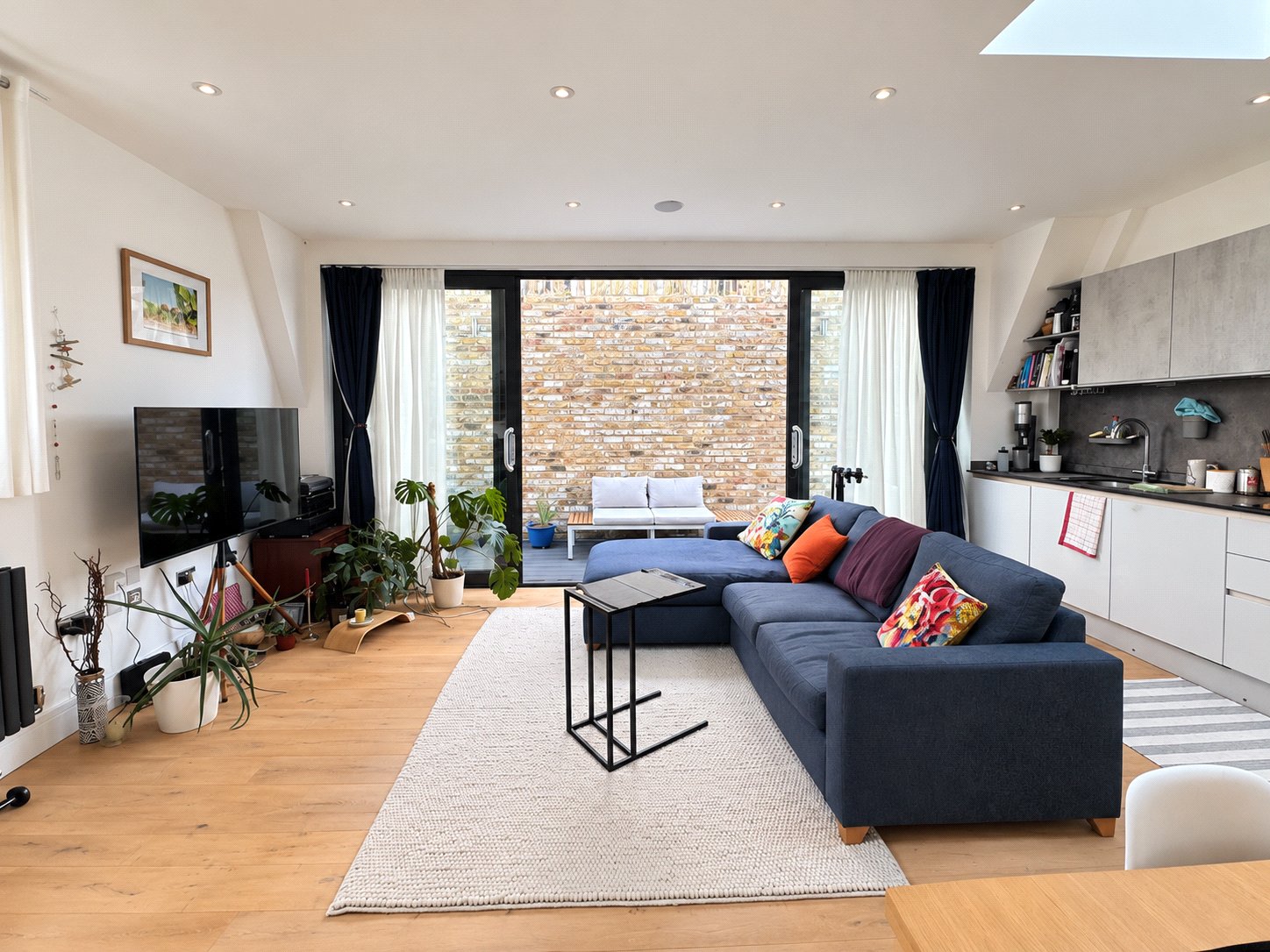 2 bedroom property for sale in Bellingham | Robinson Jackson
