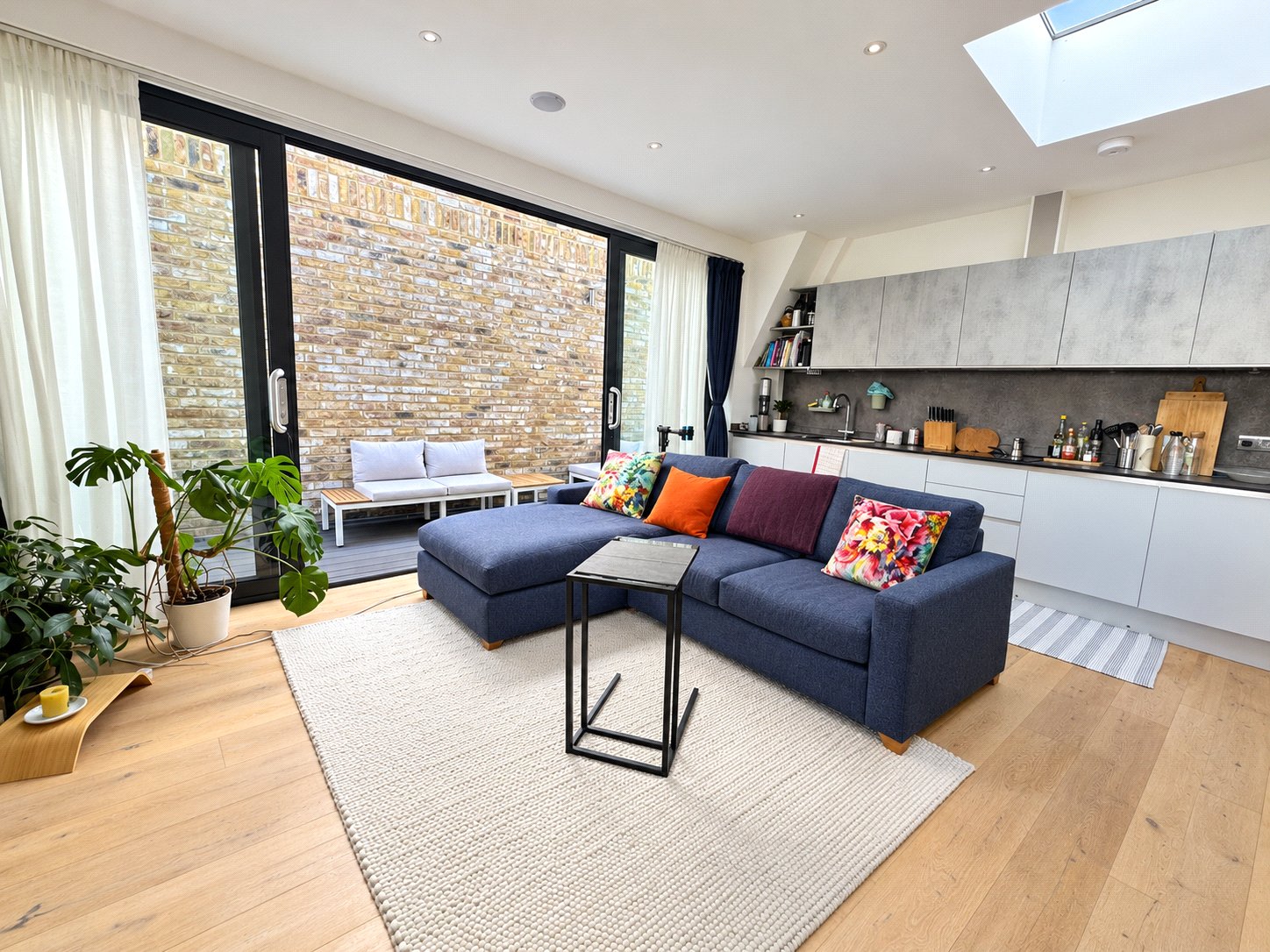 2 bedroom property for sale in Bellingham | Robinson Jackson