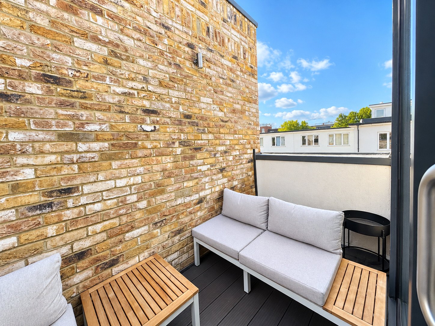 2 bedroom property for sale in Bellingham | Robinson Jackson