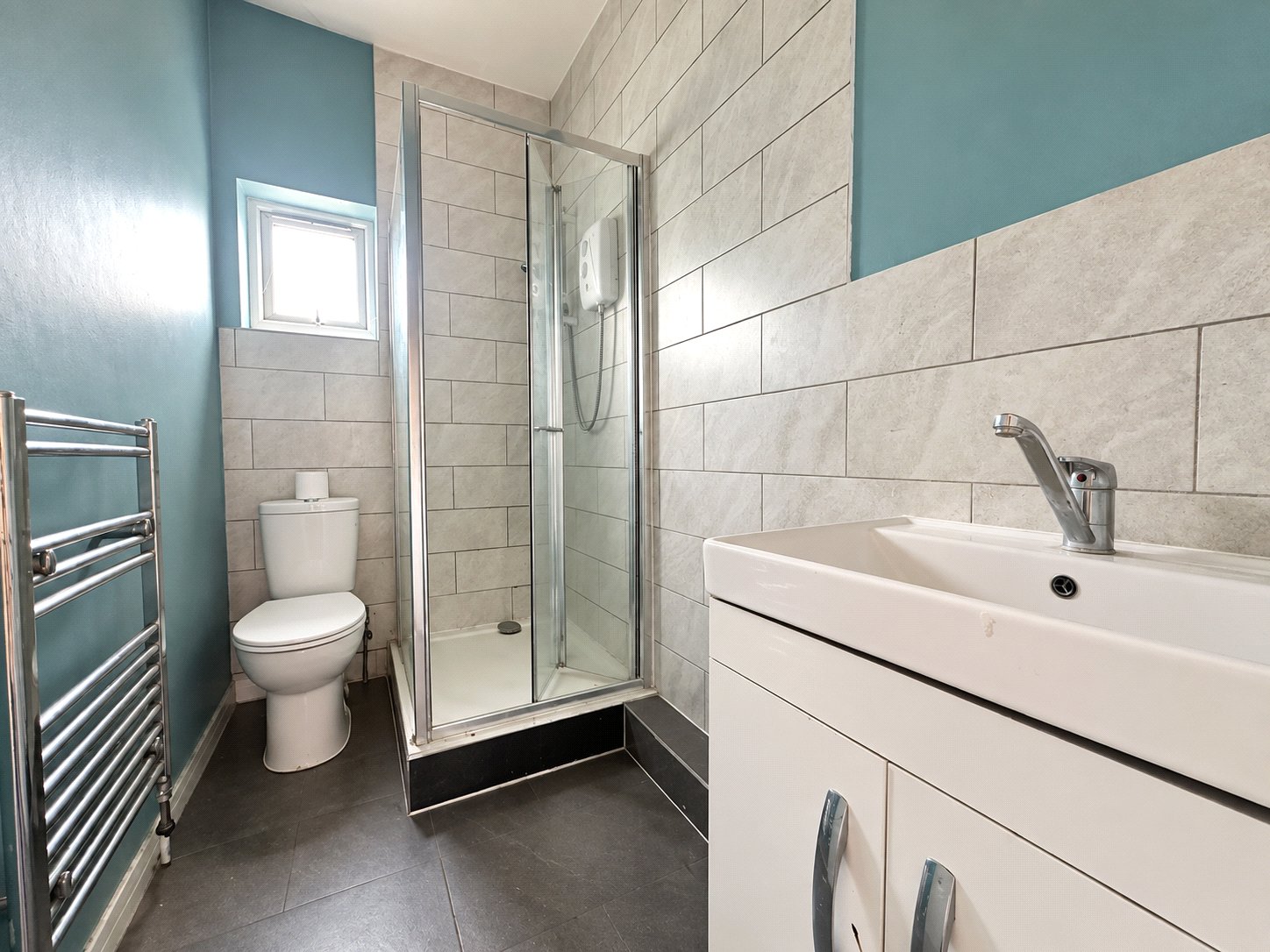 2 bedroom property for sale in London | Robinson Jackson