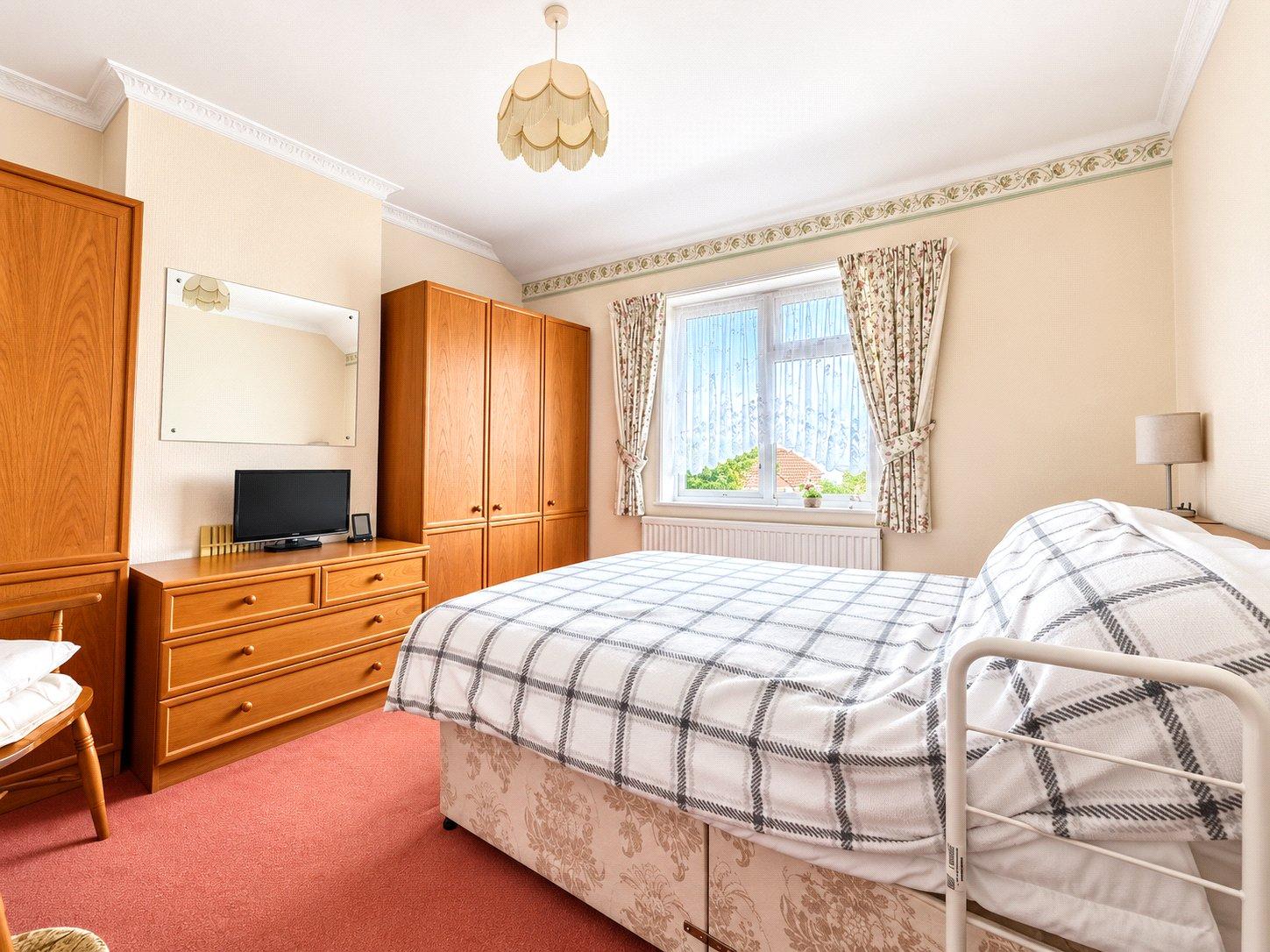 2 bedroom house for sale in Bromley | Robinson Jackson