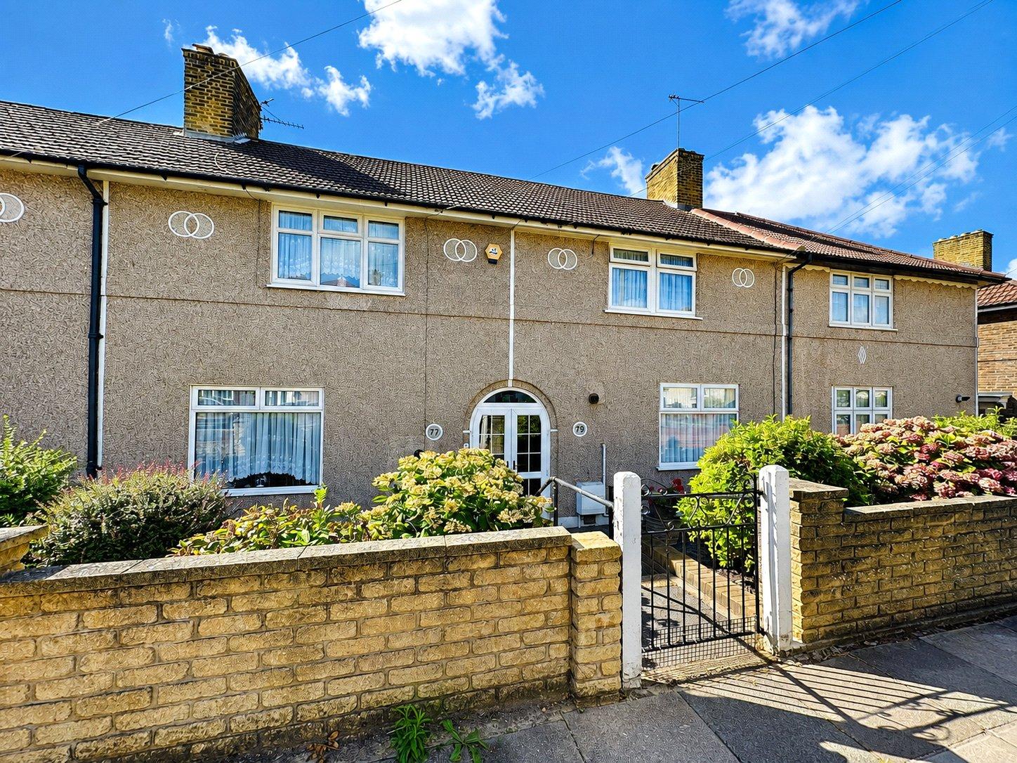 2 bedroom house for sale in Bromley | Robinson Jackson