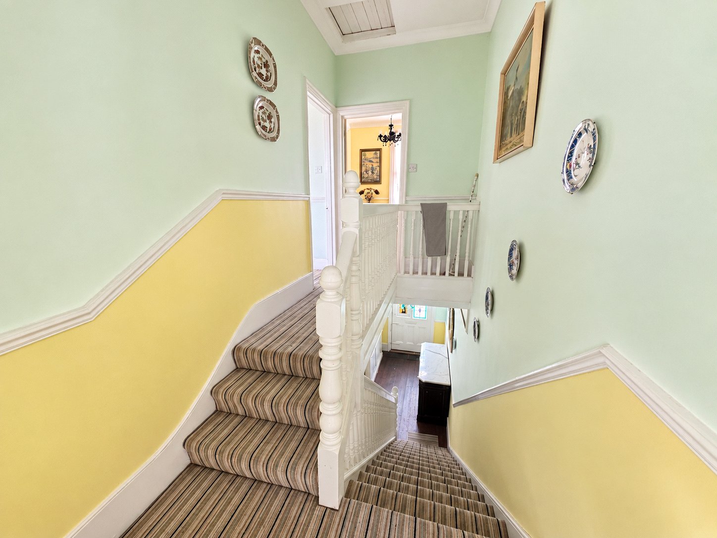 3 bedroom house for sale in London | Robinson Jackson