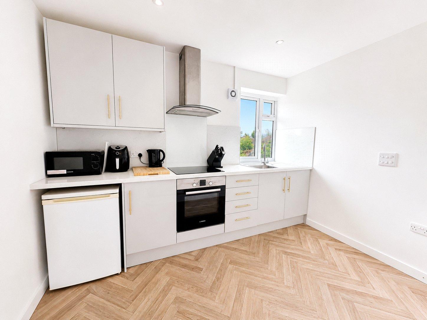2 bedroom property for sale in London | Robinson Jackson