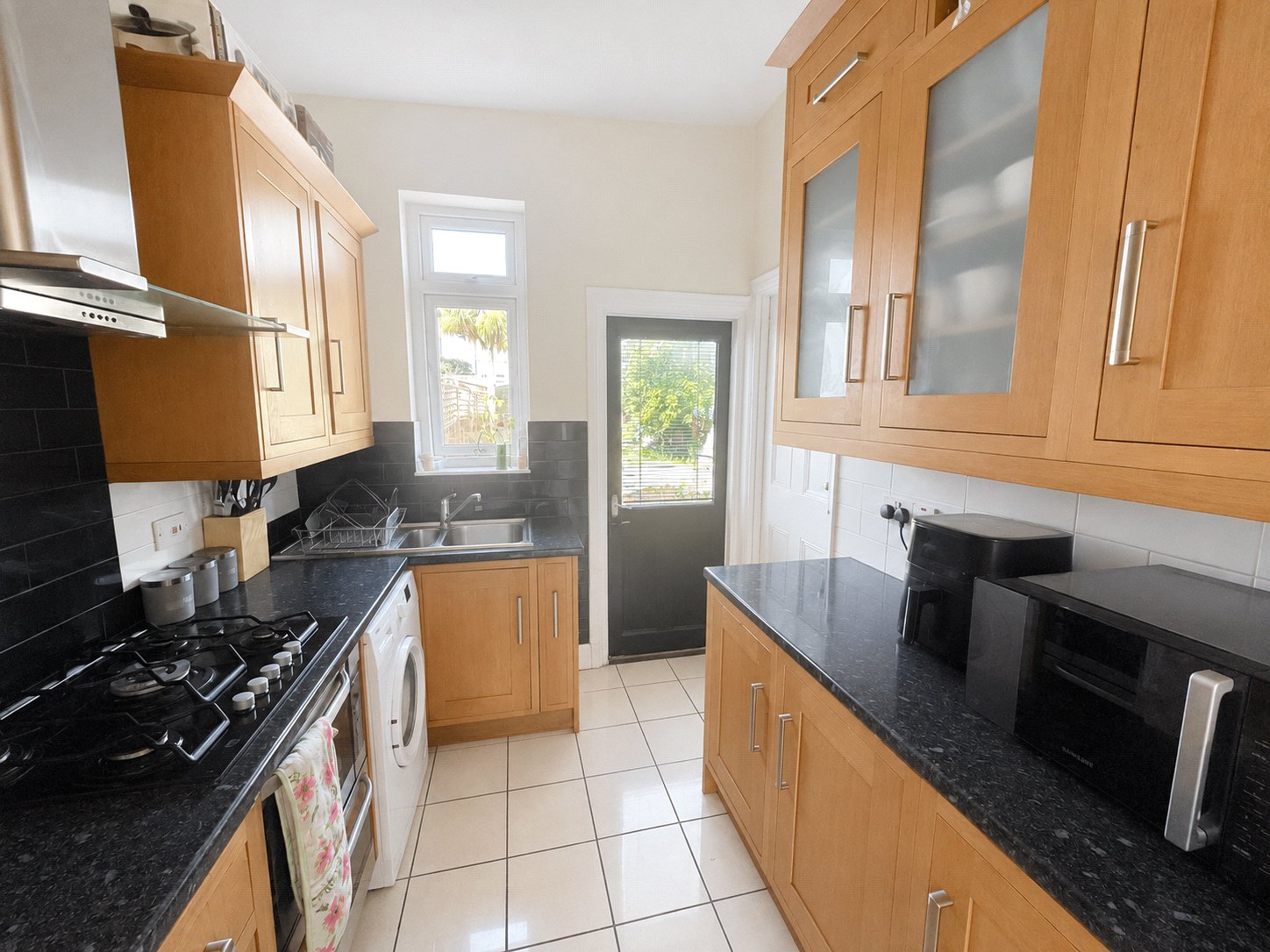 3 bedroom house for sale in London | Robinson Jackson