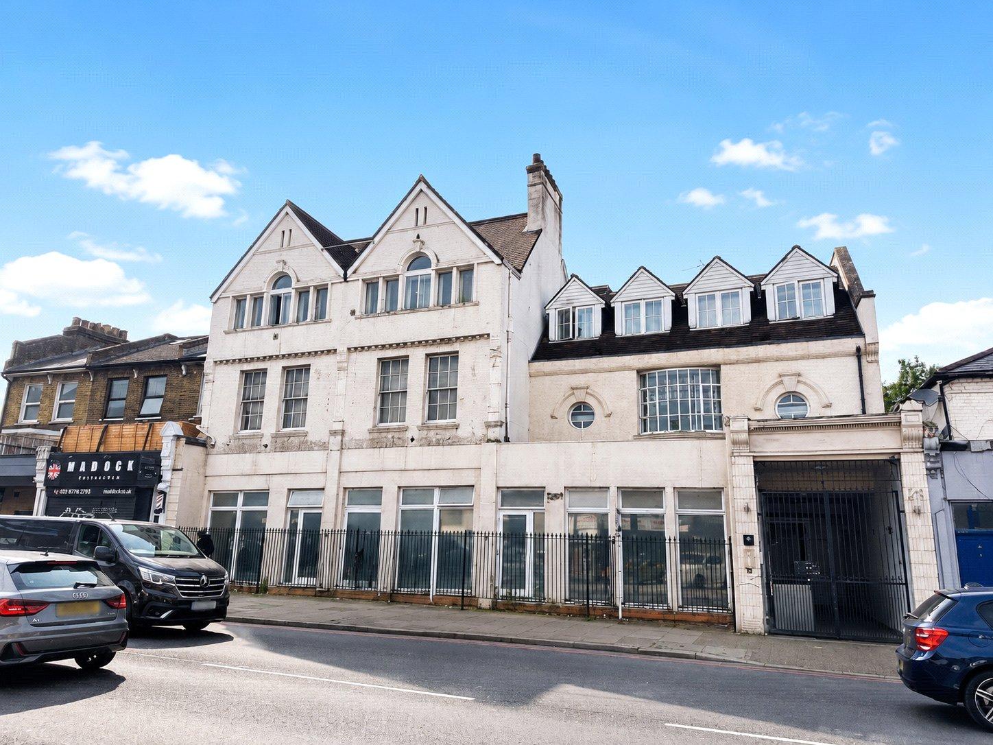 1 bedroom property for sale in London | Robinson Jackson