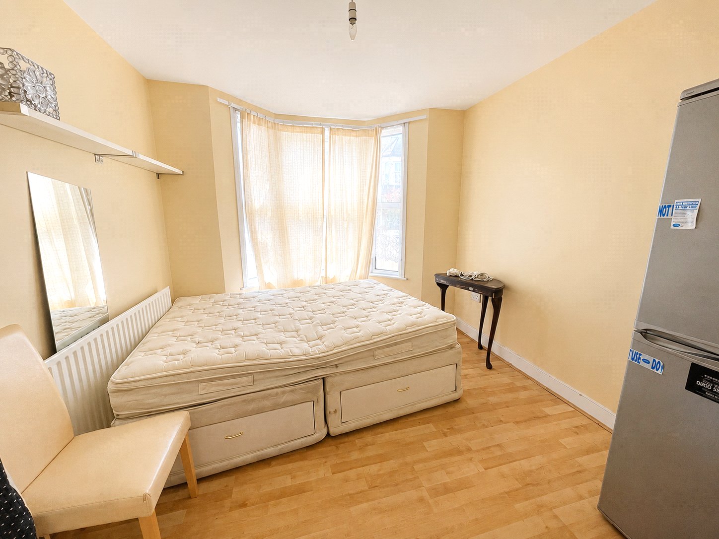 2 bedroom house for sale in London | Robinson Jackson