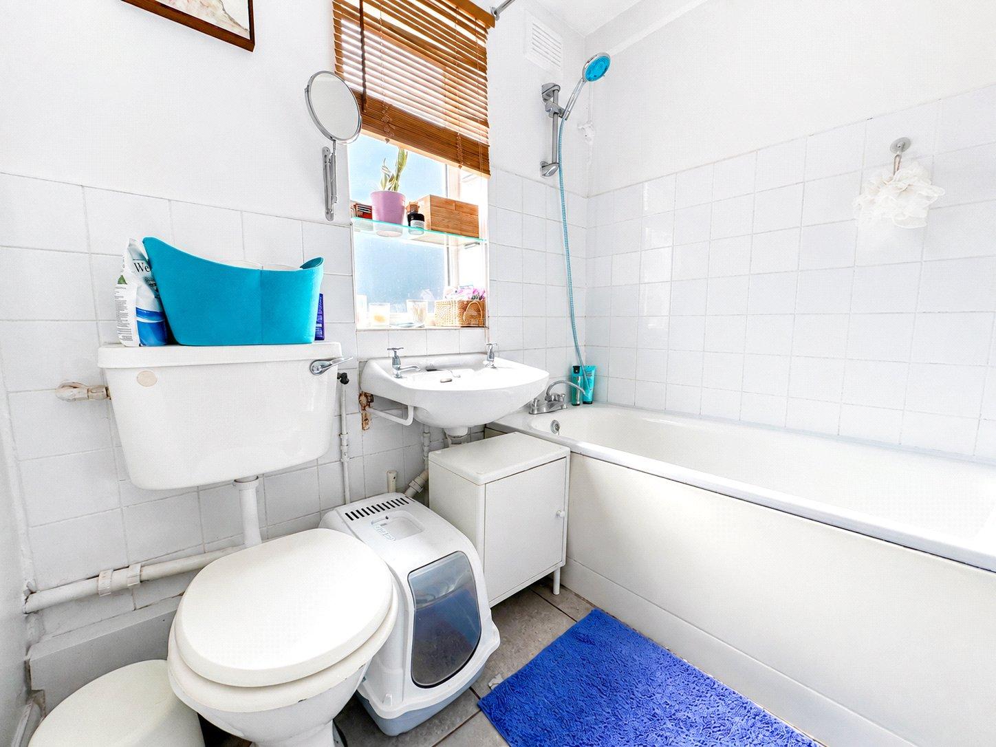 1 bedroom property for sale in London | Robinson Jackson