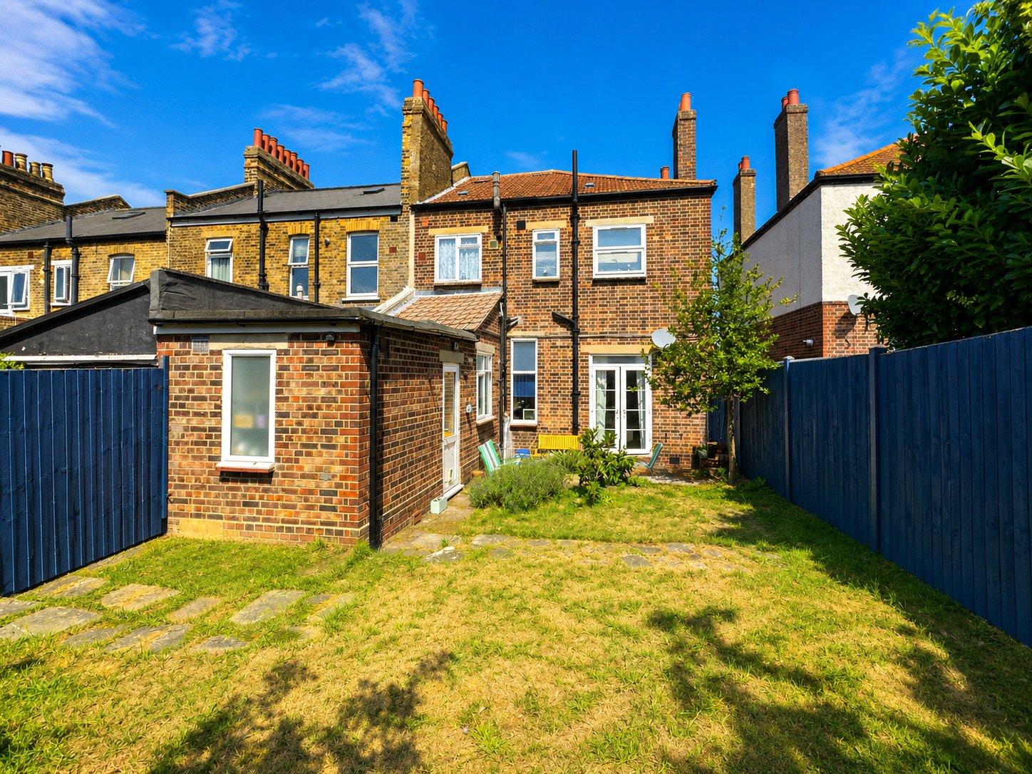 1 bedroom property for sale in London | Robinson Jackson