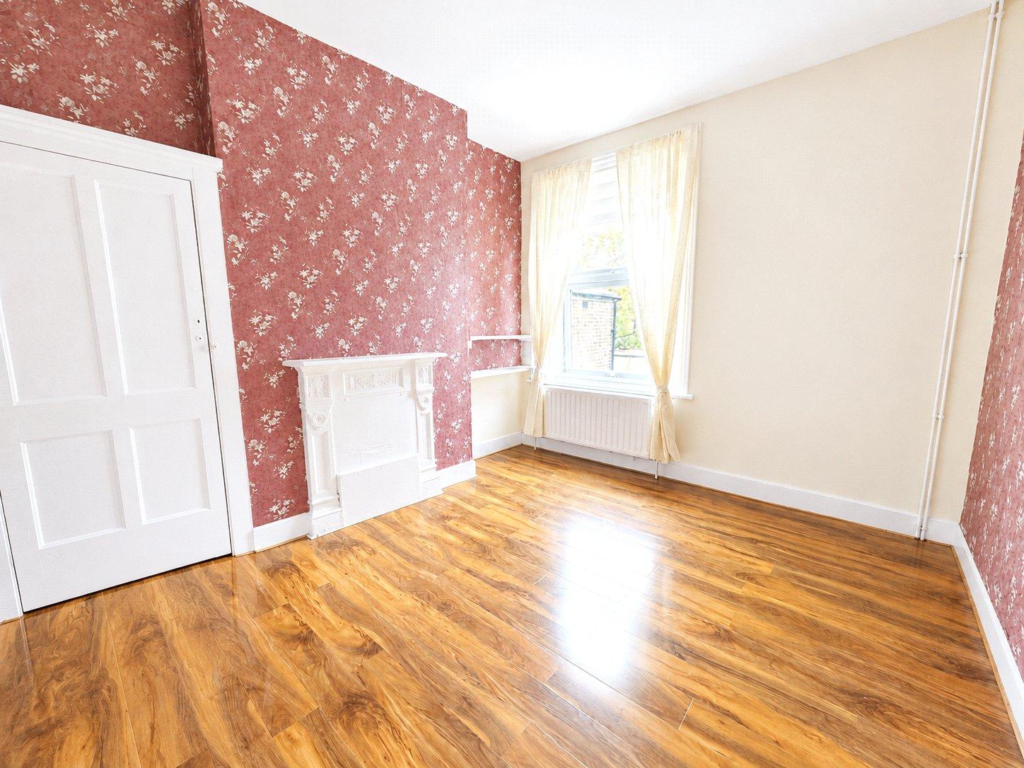 4 bedroom house for sale in London | Robinson Jackson