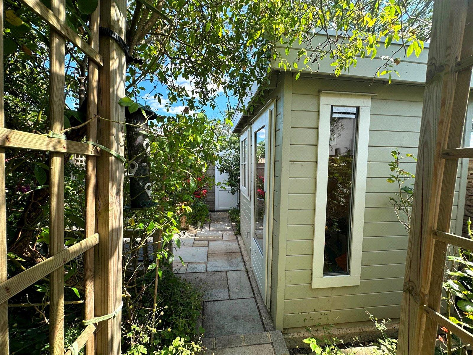 3 bedroom house for sale in Bromley | Robinson Jackson