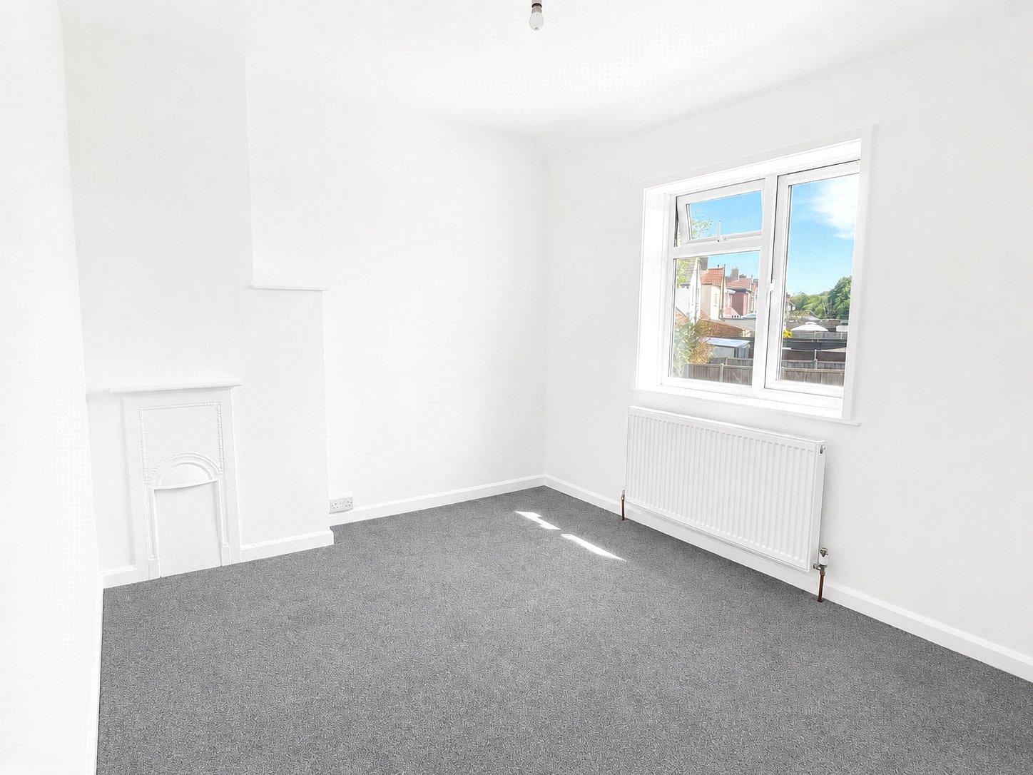 2 bedroom house for sale in Bromley | Robinson Jackson