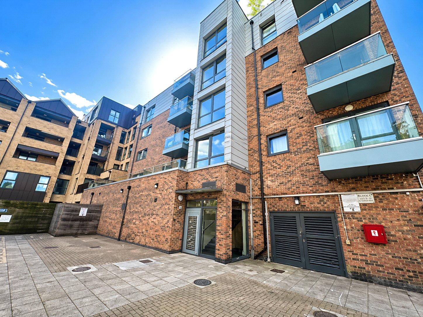1 bedroom property for sale in London | Robinson Jackson