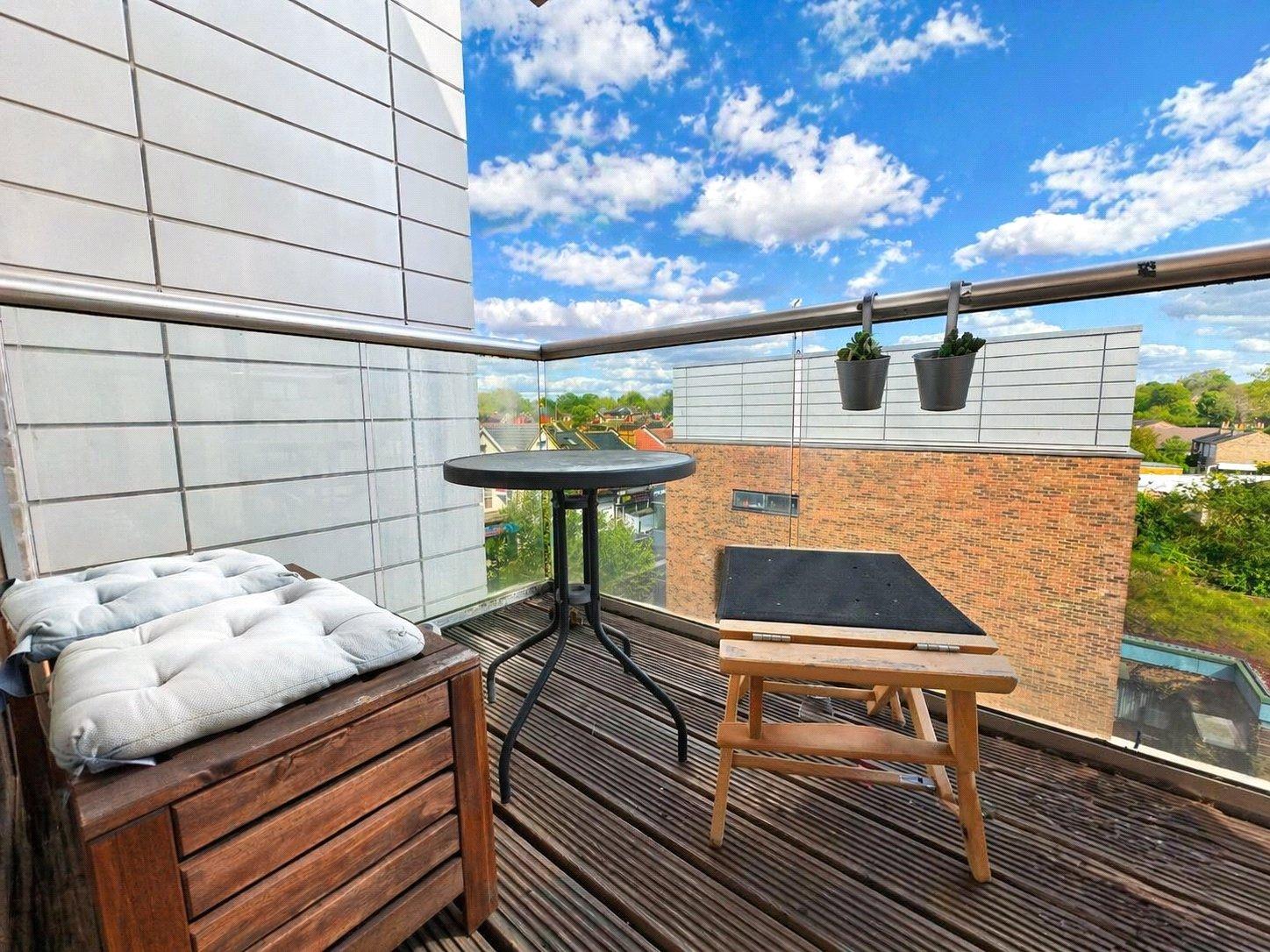 1 bedroom property for sale in London | Robinson Jackson
