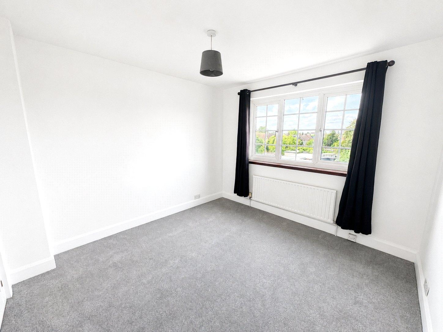 3 bedroom house for sale in London | Robinson Jackson