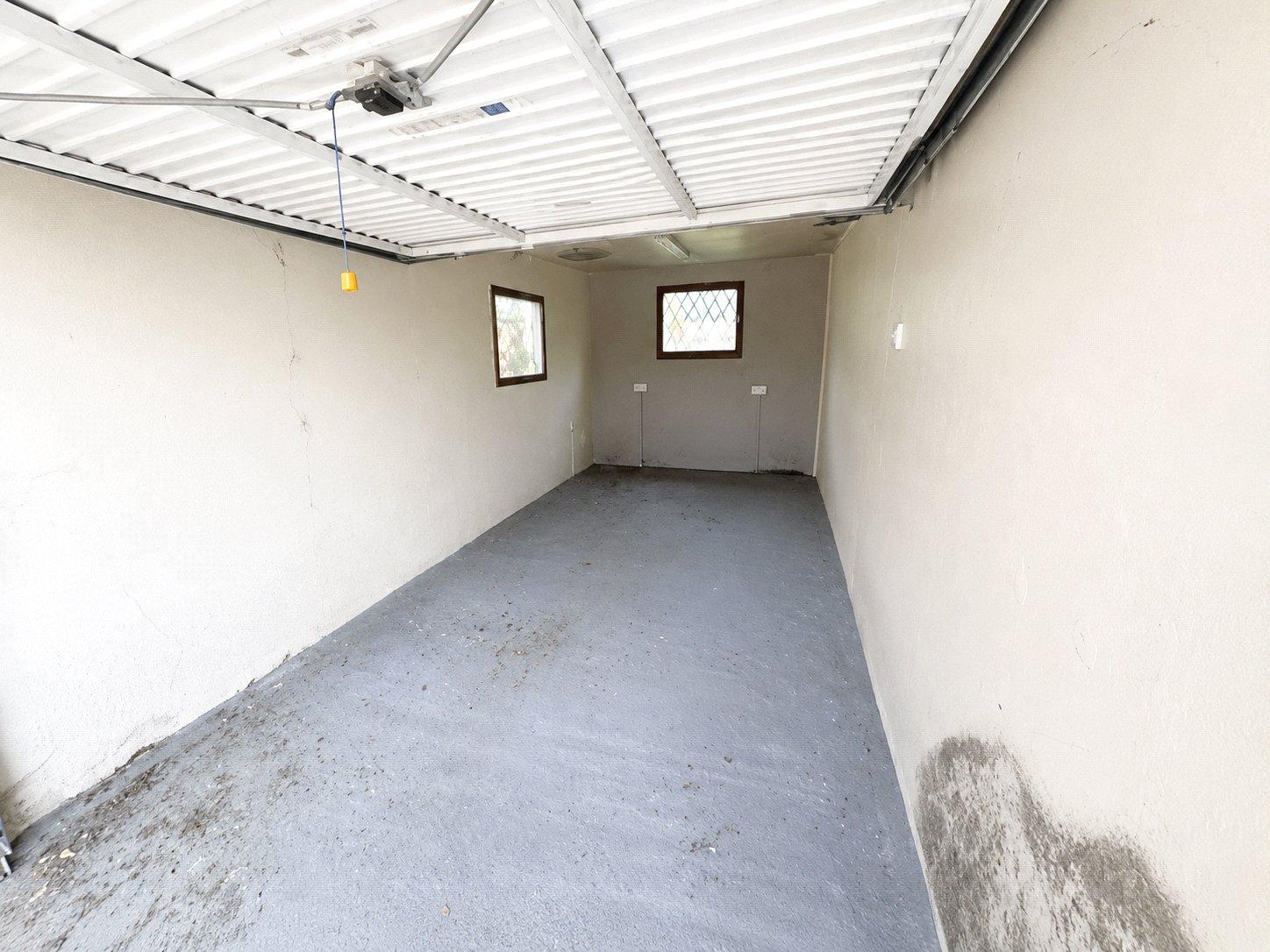 3 bedroom house for sale in London | Robinson Jackson