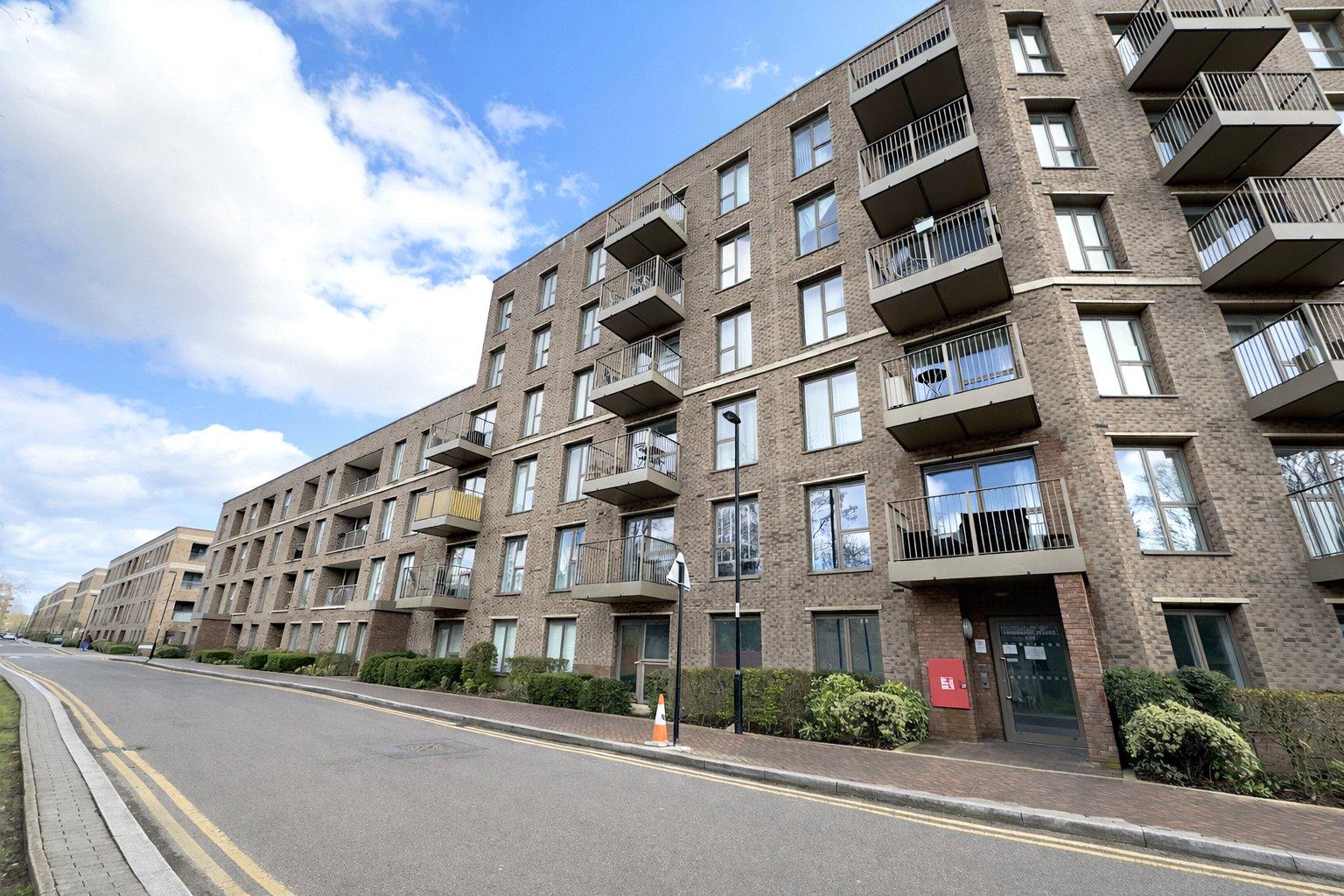 2 bedroom property for sale in London | Robinson Jackson