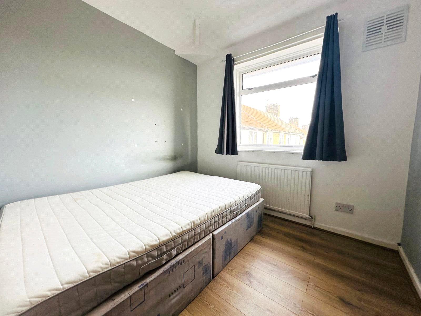 3 bedroom house for sale in Bromley | Robinson Jackson