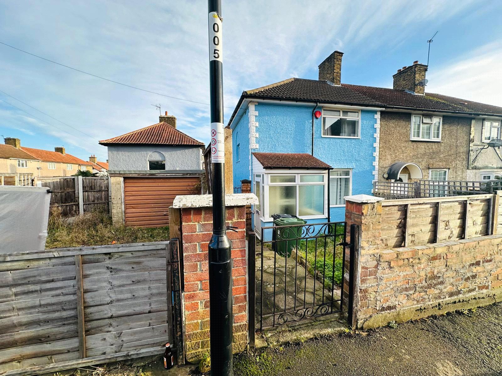 3 bedroom house for sale in Bromley | Robinson Jackson
