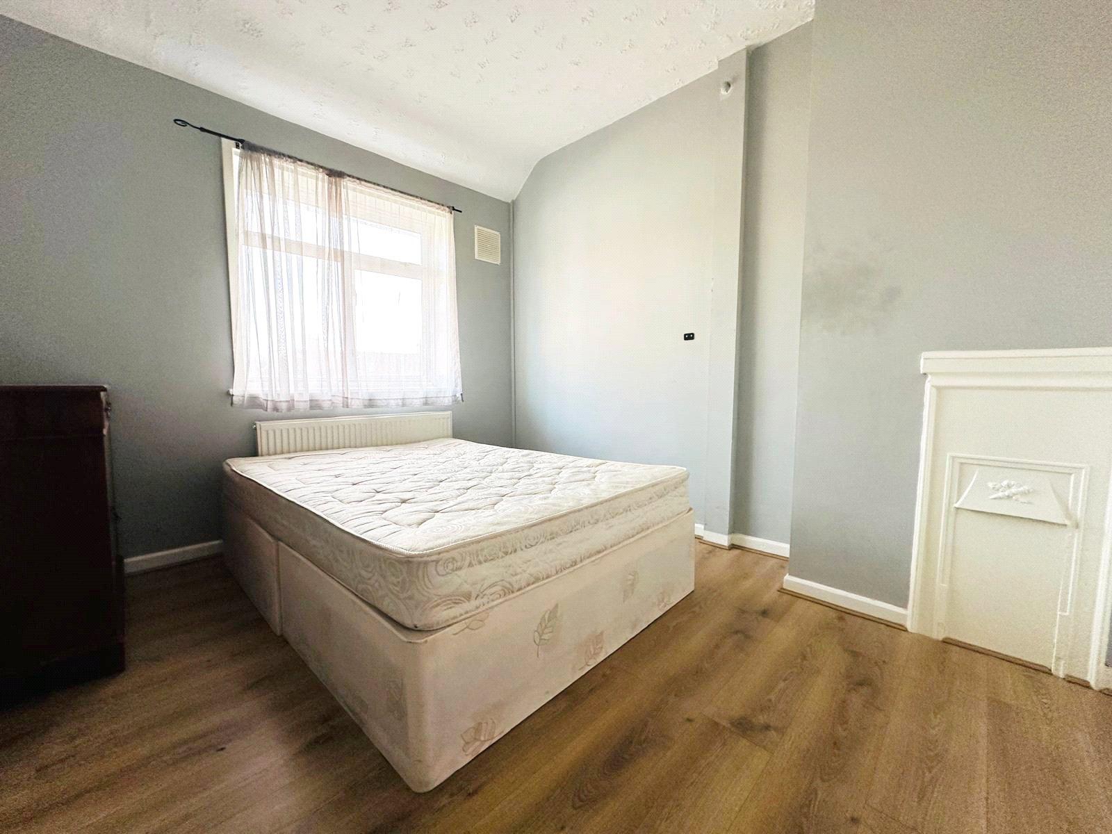 3 bedroom house for sale in Bromley | Robinson Jackson