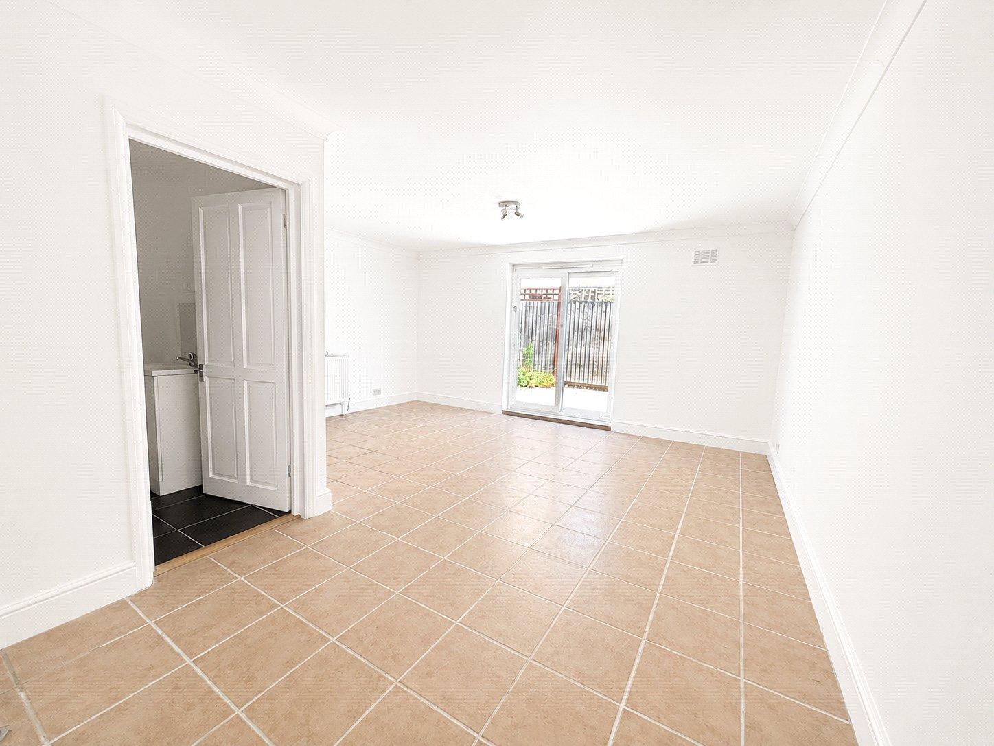 1 bedroom house for sale in London | Robinson Jackson