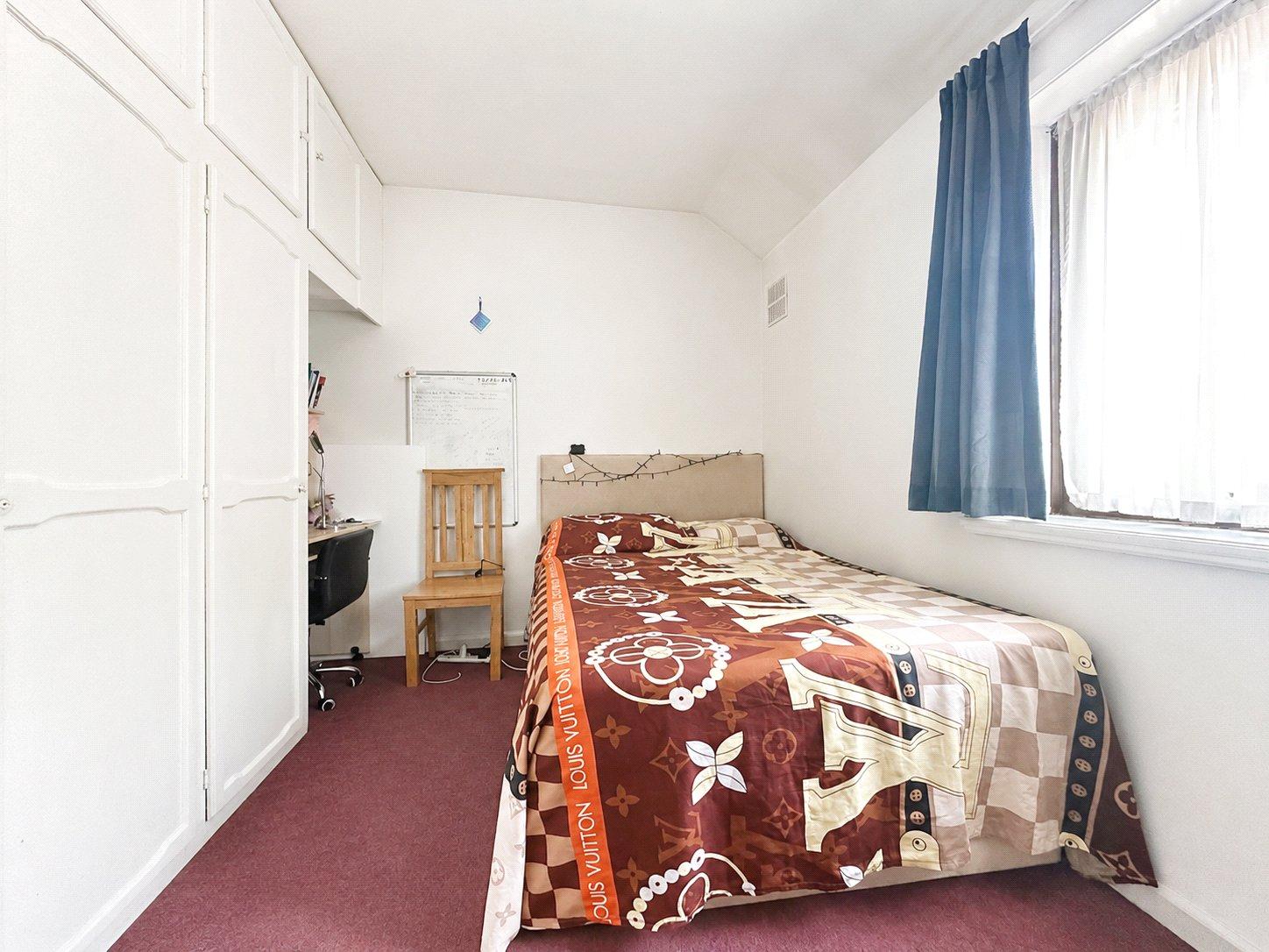 3 bedroom house for sale in Bromley | Robinson Jackson