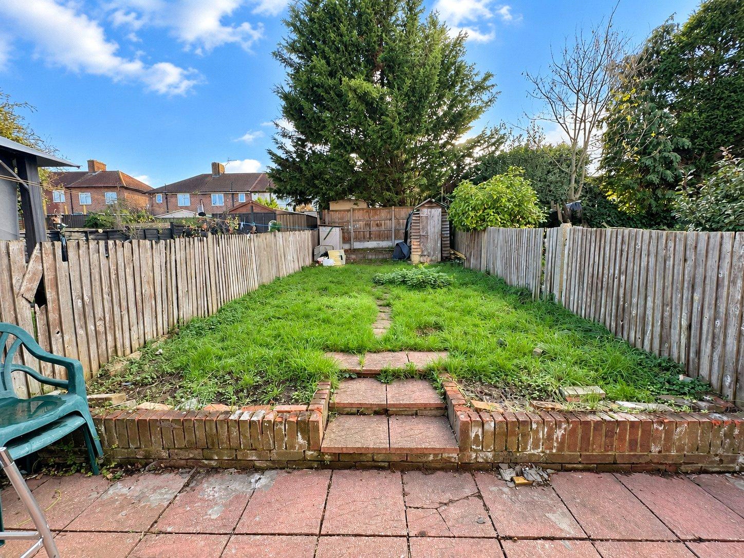 2 bedroom house for sale in Bromley | Robinson Jackson