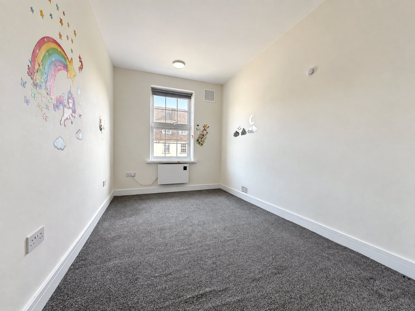 2 bedroom property for sale in London | Robinson Jackson